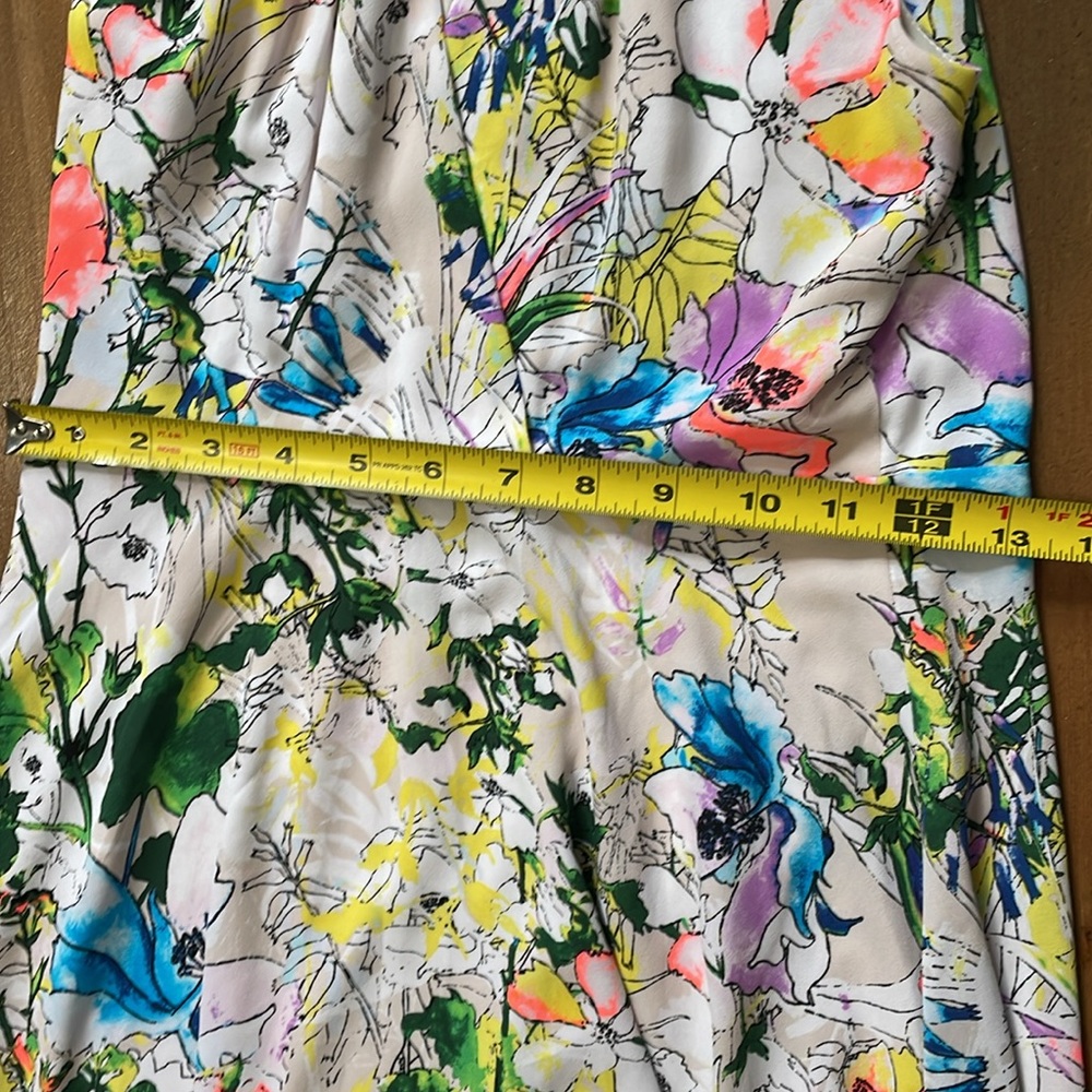 Express keyhole halter fit and flare white floral dress 4 - Picture 6 of 9